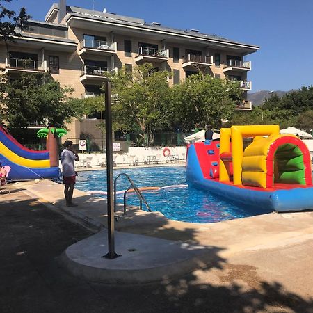 Piso En Alquiler En Benalmadena Costaアパートメント エクステリア 写真