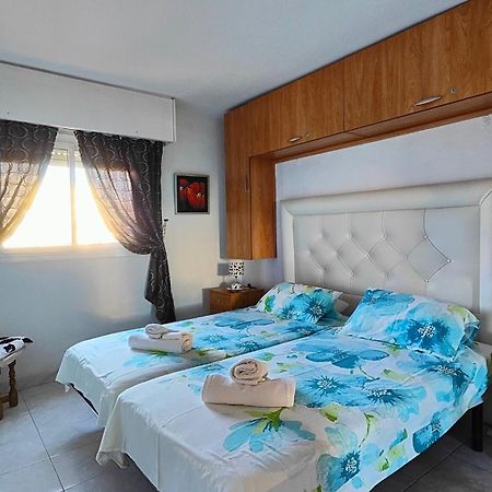 Piso En Alquiler En Benalmadena Costaアパートメント エクステリア 写真