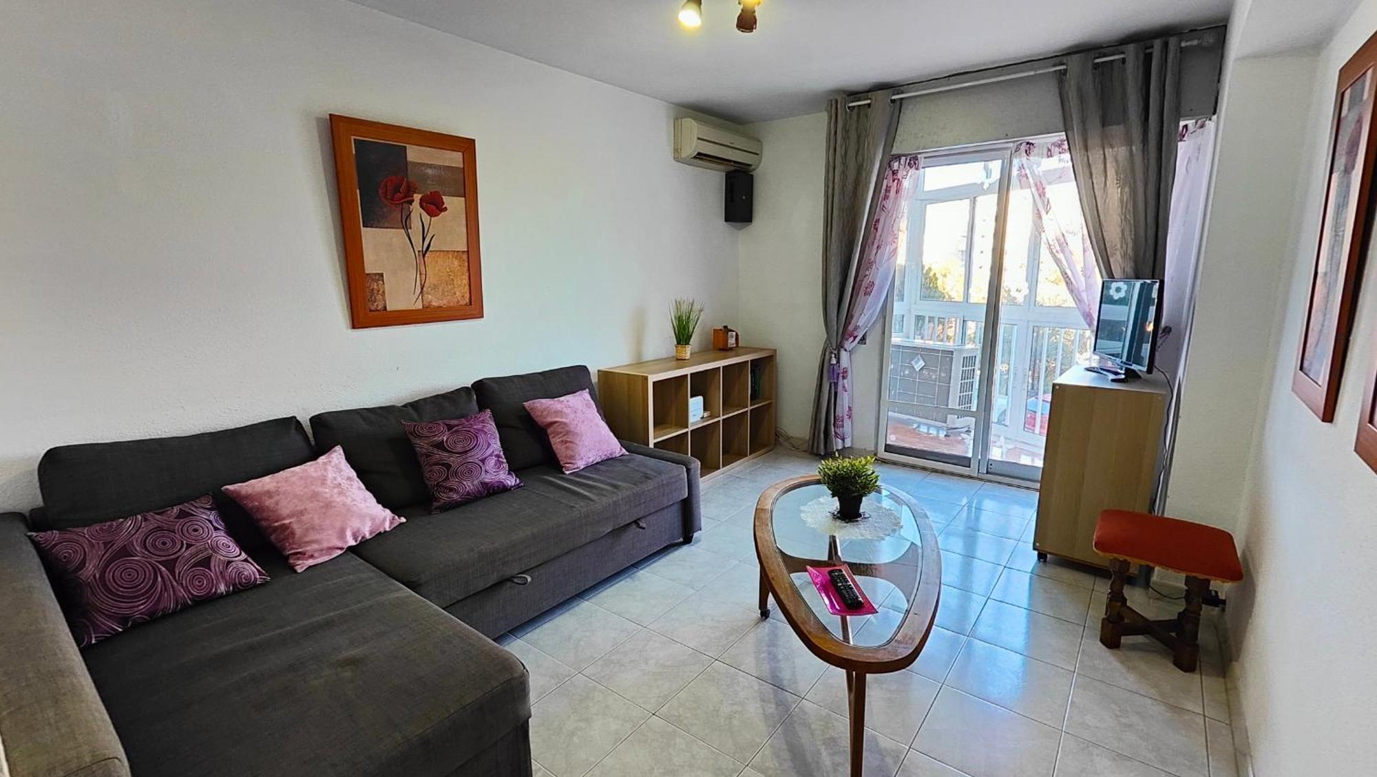 Piso En Alquiler En Benalmadena Costaアパートメント エクステリア 写真