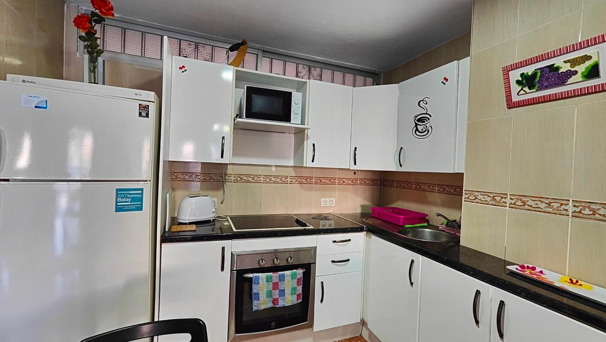 Piso En Alquiler En Benalmadena Costaアパートメント エクステリア 写真