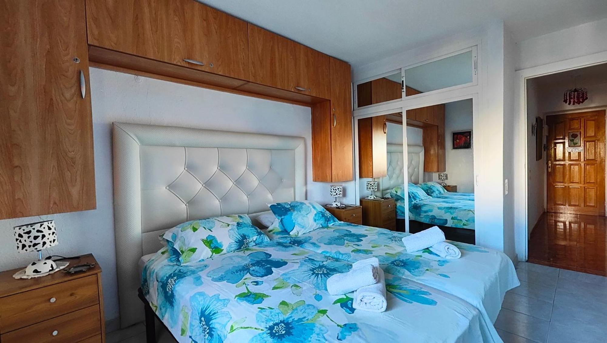 Piso En Alquiler En Benalmadena Costaアパートメント エクステリア 写真