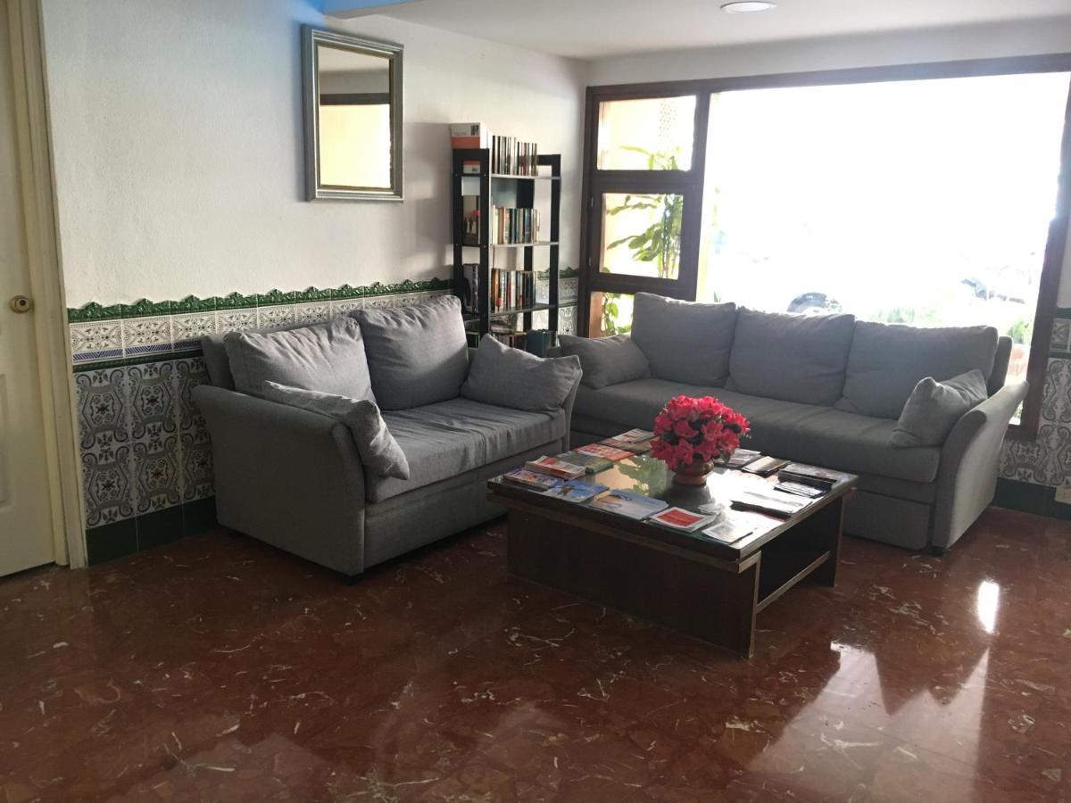 Piso En Alquiler En Benalmadena Costaアパートメント エクステリア 写真