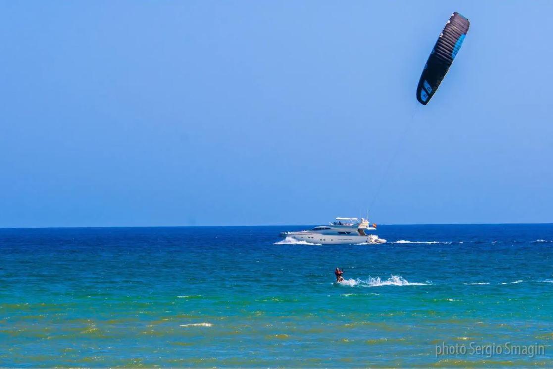 Piso En Alquiler En Benalmadena Costaアパートメント エクステリア 写真